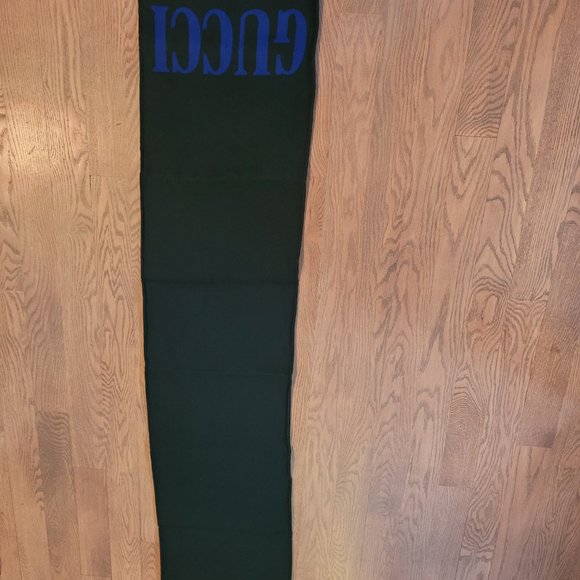 Gucci "Guccium" GUCCI logo wool jacquard scarf UNISEX - Picture 3 of 6